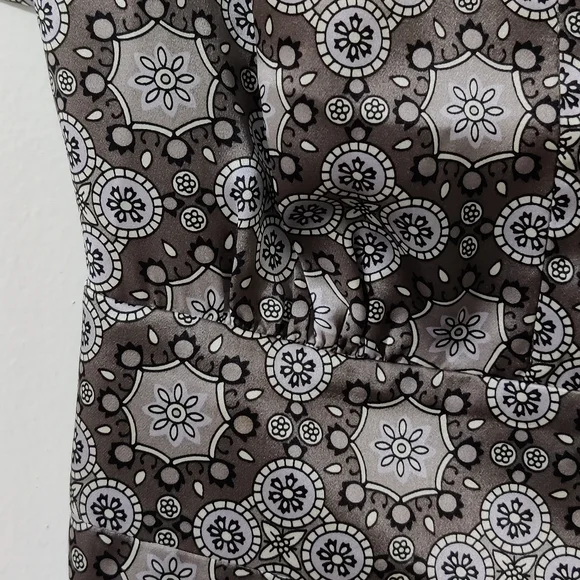 TED BAKER LONDON TB 3 US 6 Silk Tie Back Dress in Gray Multi Geometric Print 👗 - Picture 3 of 9